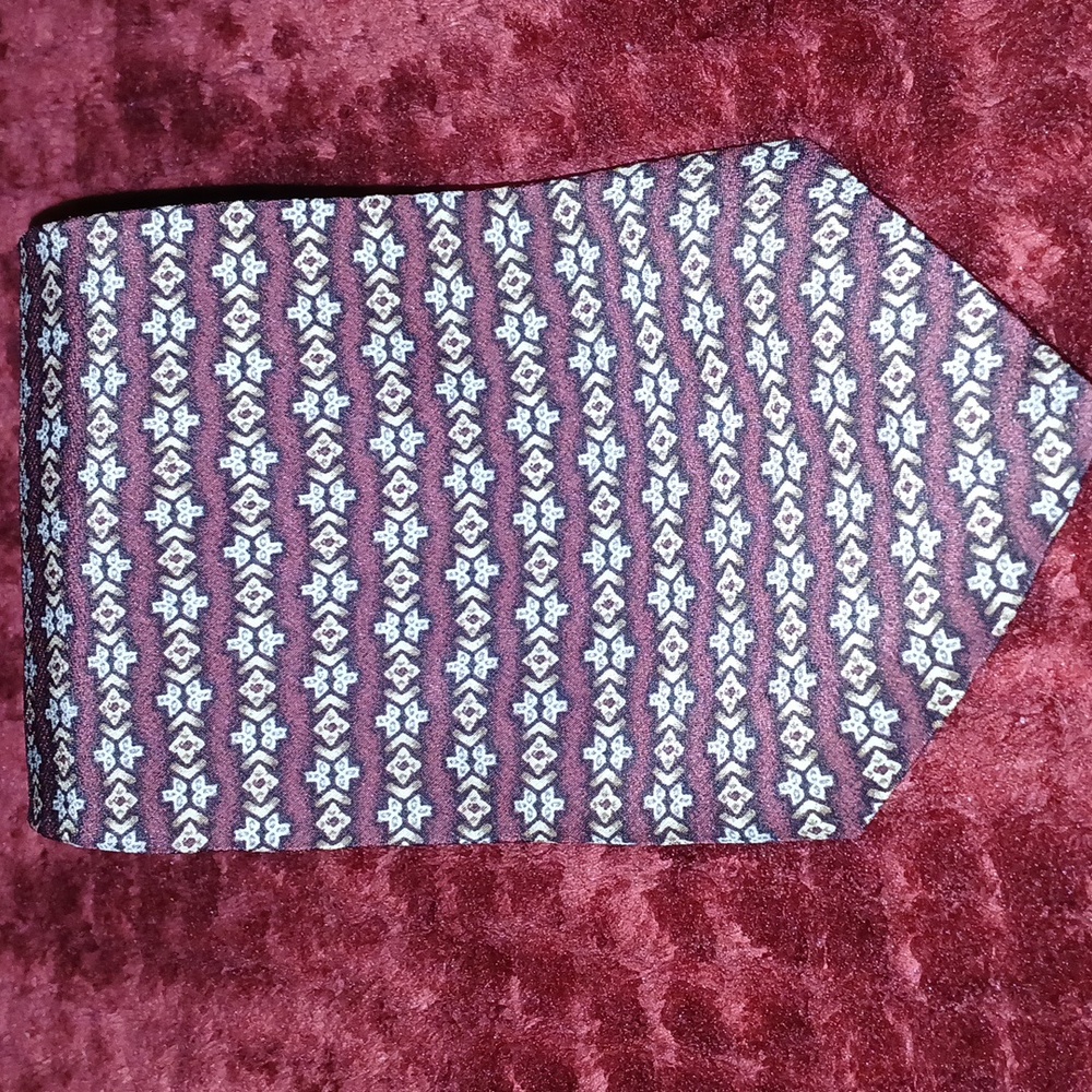 Claiborne Tie